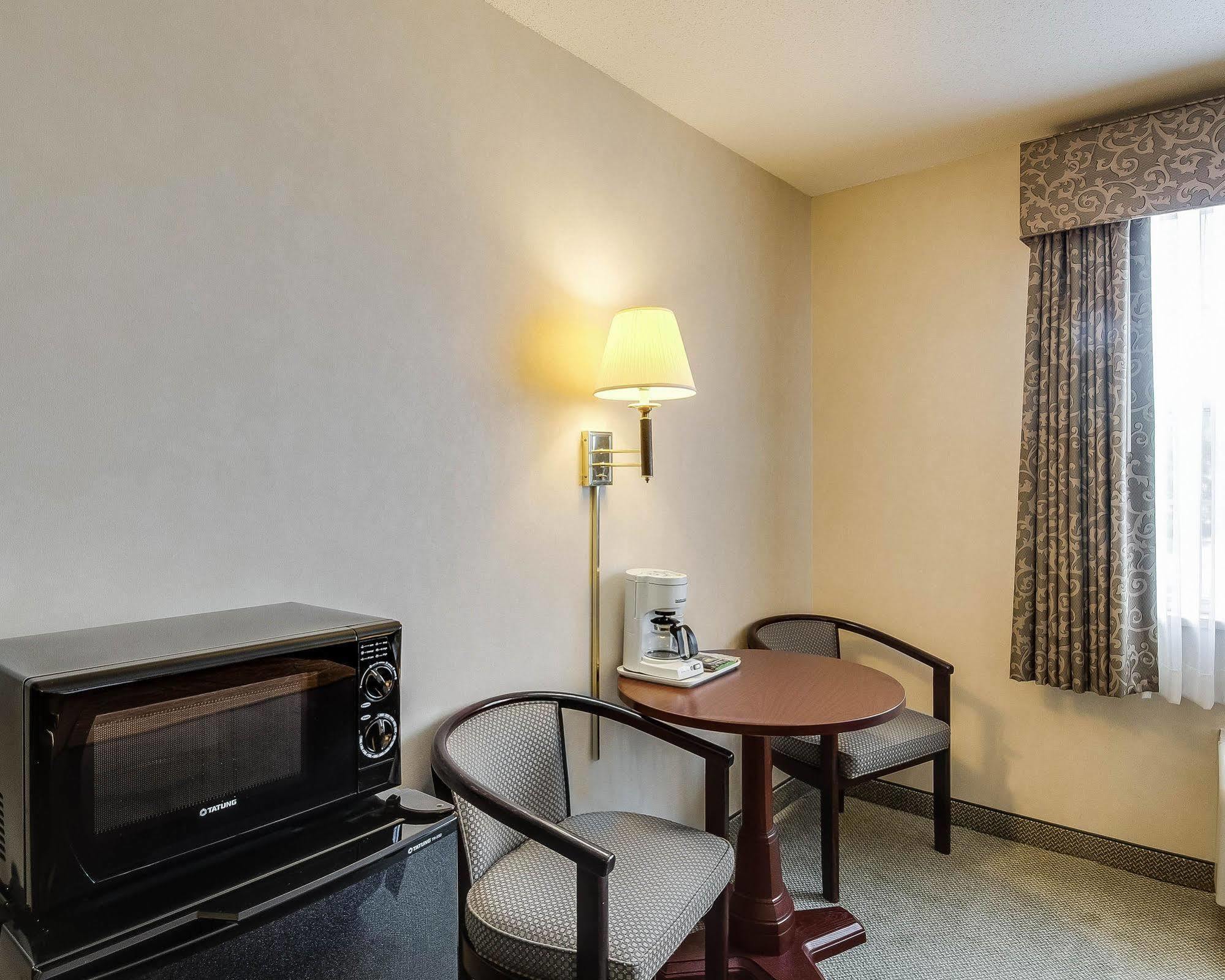Holiday Inn Express - Plymouth By Ihg Esterno foto